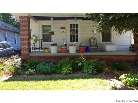 1043 N Franklin Ave, Springfield, IL 62702 photo 2