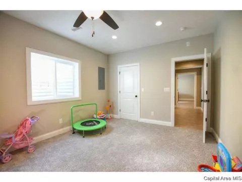 4804 Greenbriar Dr, Springfield, IL 62711 photo 31
