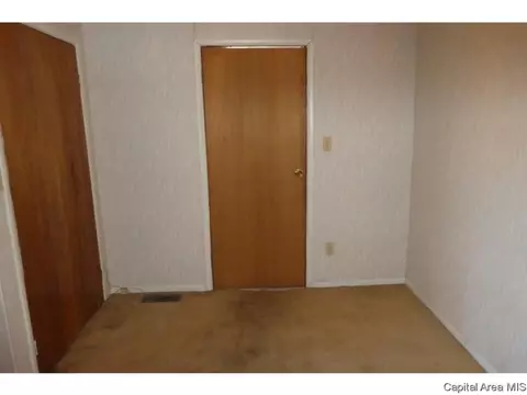 2805 S 13th Street St, Springfield, IL 62703 photo 9