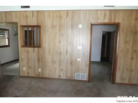 2805 S 13th Street St, Springfield, IL 62703 photo 5