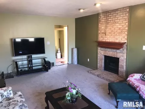 26 Lucerne, Springfield, IL 62707 photo 6