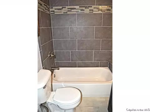 2137 Holmes, Springfield, IL 62704 photo 6