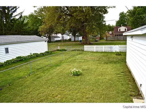 2137 Holmes, Springfield, IL 62704 photo 26