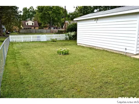 2137 Holmes, Springfield, IL 62704 photo 25