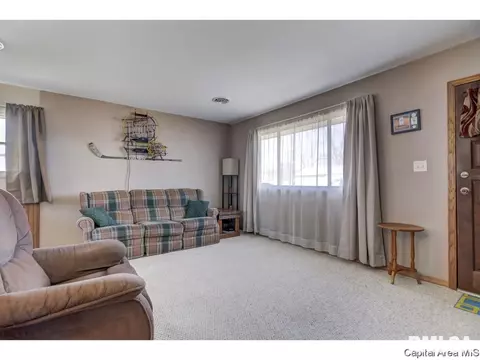3224 Buckner St, Springfield, IL 62703 photo 6