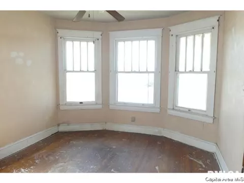 1500 N 11th St, Springfield, IL 62702 photo 10