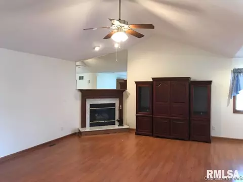 1627 Thornhill Dr, Springfield, IL 62711 photo 6