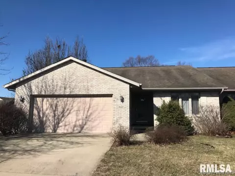 1627 Thornhill Dr, Springfield, IL 62711 photo 1