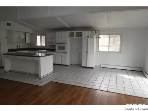 7477 Mechanicsburg Rd, Springfield, IL 62712 photo 6
