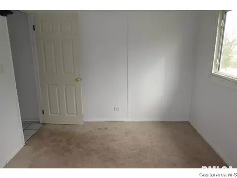 7477 Mechanicsburg Rd, Springfield, IL 62712 photo 9