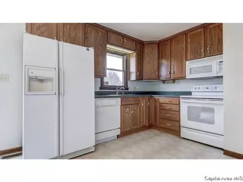 2609 Idlewild Dr, Springfield, IL 62704 photo 12