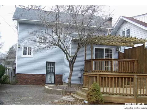 1704 S Douglas Ave, Springfield, IL 62704 photo 2