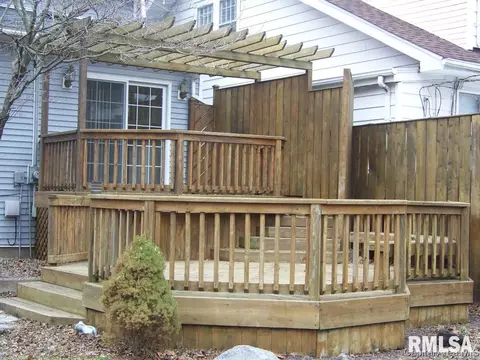 1704 S Douglas Ave, Springfield, IL 62704 photo 3