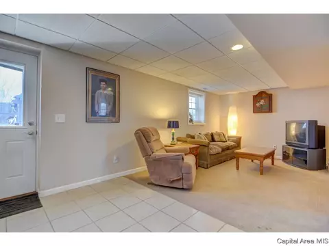 30 Groton Dr, Springfield, IL 62702 photo 25
