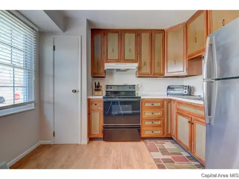 30 Groton Dr, Springfield, IL 62702 photo 10