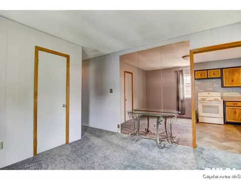 2141 E Keys Ave, Springfield, IL 62702 photo 7