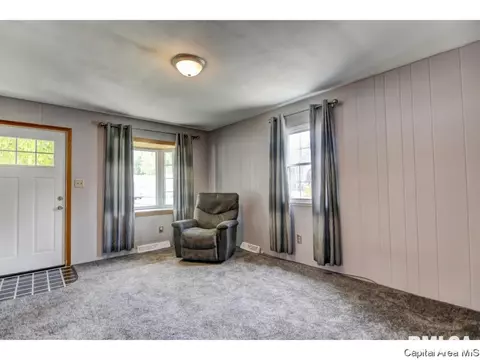 2141 E Keys Ave, Springfield, IL 62702 photo 5