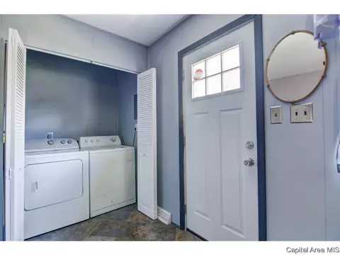 2141 E Keys Ave, Springfield, IL 62702 photo 9