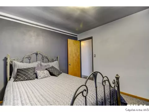 2141 E Keys Ave, Springfield, IL 62702 photo 16