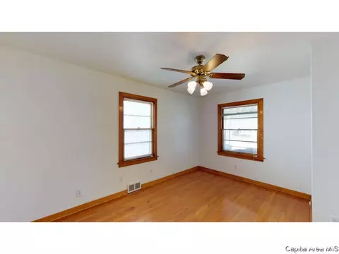 2067 Marland St, Springfield, IL 62702 photo 14