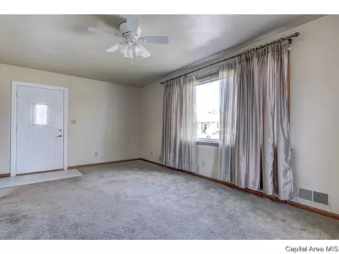 1512 E Keys Ave, Springfield, IL 62702 photo 3