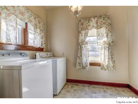1512 E Keys Ave, Springfield, IL 62702 photo 12
