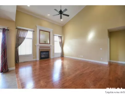 4304 Stonegate, Springfield, IL 62711 photo 7