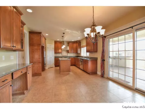 4304 Stonegate, Springfield, IL 62711 photo 10