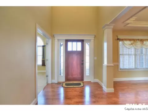 4304 Stonegate, Springfield, IL 62711 photo 2