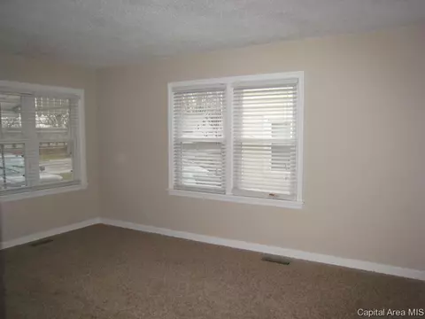 3315 S 5th St, Springfield, IL 62703 photo 3