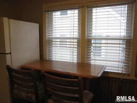 3315 S 5th St, Springfield, IL 62703 photo 5
