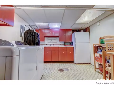 1355 Crestview Dr, Springfield, IL 62702 photo 14
