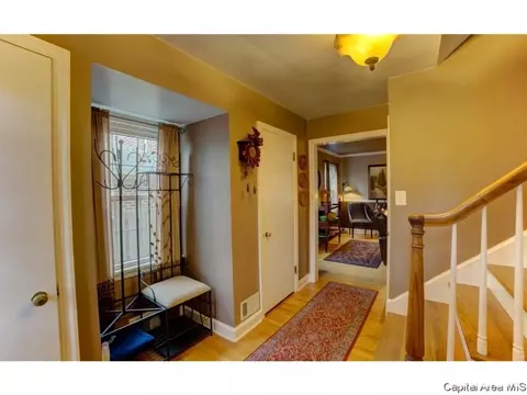 2023 Bates, Springfield, IL 62704 photo 2