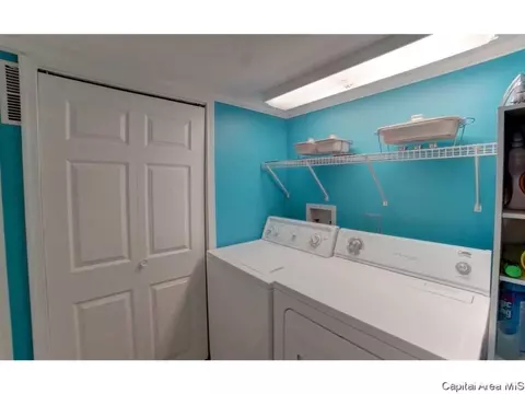 2023 Bates, Springfield, IL 62704 photo 28