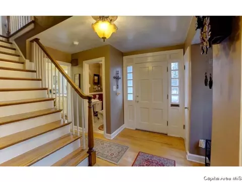 2023 Bates, Springfield, IL 62704 photo 4