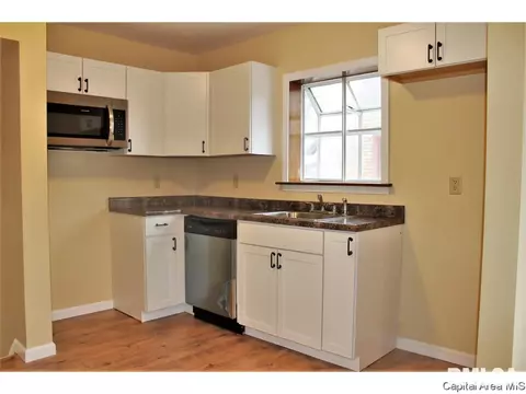 2633 S 9th, Springfield, IL 62703 photo 5