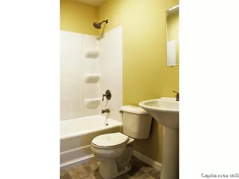 2633 S 9th, Springfield, IL 62703 photo 10