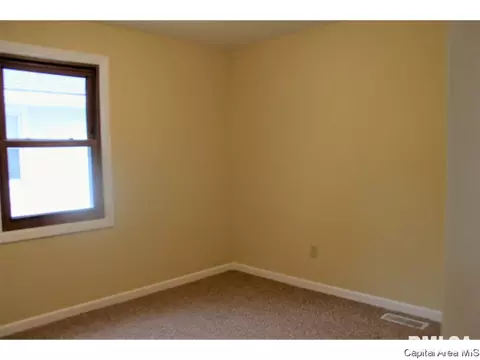 2633 S 9th, Springfield, IL 62703 photo 11