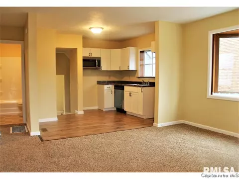2633 S 9th, Springfield, IL 62703 photo 3