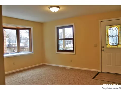 2633 S 9th, Springfield, IL 62703 photo 6