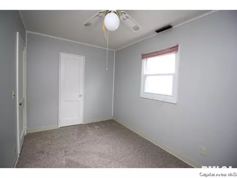1548 W Washington St, Springfield, IL 62702 photo 9
