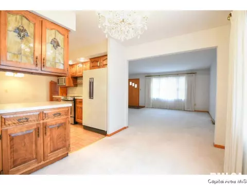 2209 Westview Dr, Springfield, IL 62704 photo 8