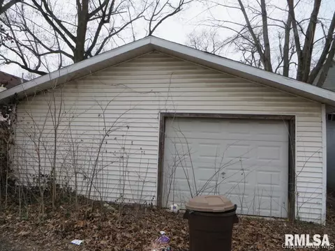 608 S Douglas, Springfield, IL 62704 photo 19