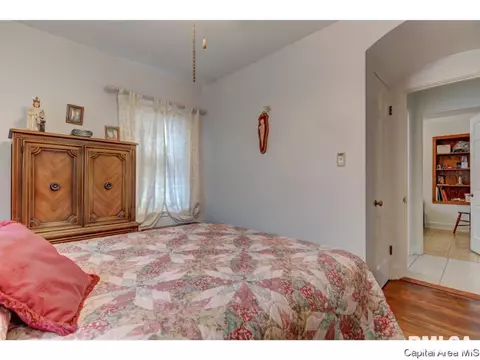 2124 N 6th St, Springfield, IL 62702 photo 15