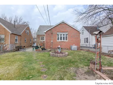 2124 N 6th St, Springfield, IL 62702 photo 27