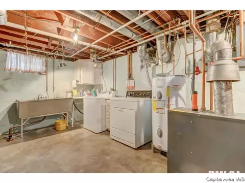 2124 N 6th St, Springfield, IL 62702 photo 25
