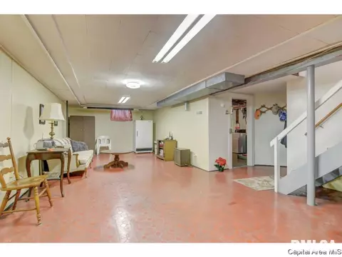 2124 N 6th St, Springfield, IL 62702 photo 23