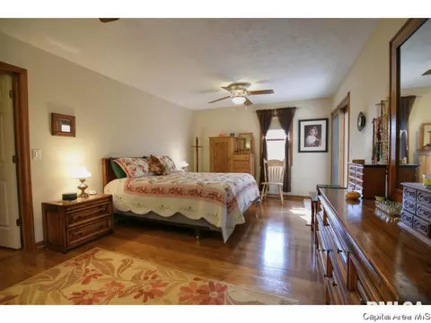 76 Country Pl, Springfield, IL 62703 photo 13