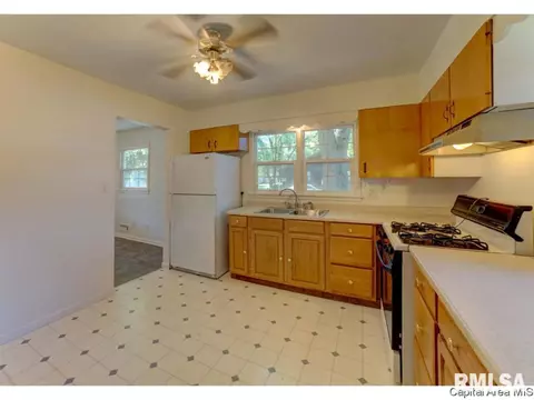 3 Melody Ln, Springfield, IL 62702 photo 16