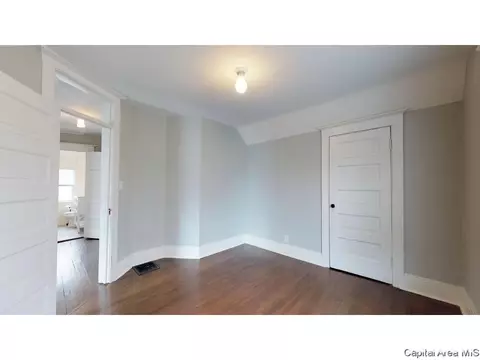 1240 W Governor, Springfield, IL 62704 photo 23